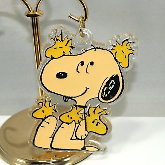 Vintage Snoopy Ornament Plastic Pendant with Woodstock Copyright 1958 & 1965 - Picture 2 of 6